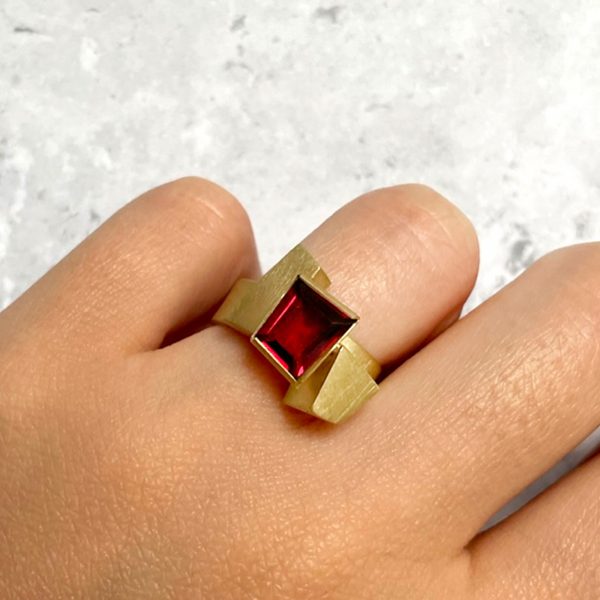 BRUTALIST RED Ring