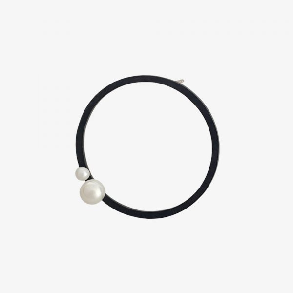 MOTHER AND BABY CIRCLE Earrings