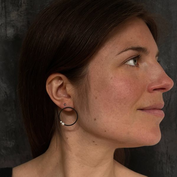 MOTHER AND BABY CIRCLE Earrings