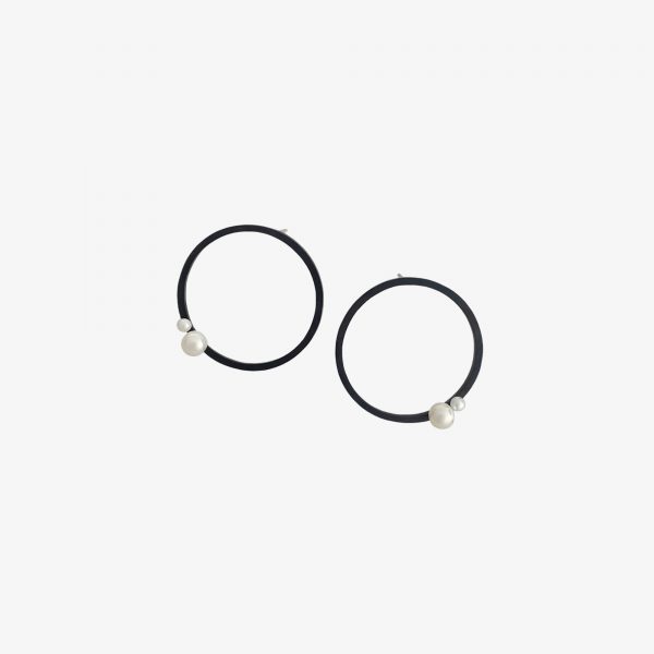MOTHER AND BABY CIRCLE Earrings